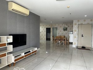 cho thuê căn hộ 3pn, 2wc, 115m2, 9 triệu tại khu chung cư charm plaza, dĩ an, bình dương