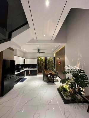 bán gấp nhà mặt phố đ.lý triện, 8,3 tỷ, 96m2, 4pn, 4wc, q.thanh khê, đà nẵng