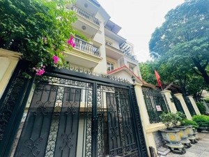 bán biệt thự sân vườn pháp, đặng thai mai, 165m2 x 5t x mt 27m, thiết kế sang trọng, đi bộ ra hồ