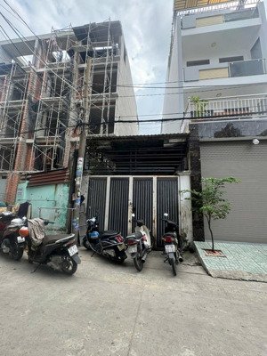 nhà 1/ phạm đăng giảng p.bhh bình tân.dt:4x23m, nhà c4.hẻm 5m