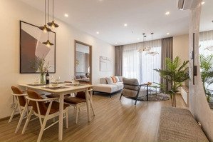 giá chuẩn 5tỷ55 bao phí. chính chủ bán căn góc 3n2vs 83m the k park. nhà mới view công viên. sẵn sổ