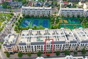 rẻ hơn giá cdt 600tr, tôi cần bán gấp căn shophouse kinh doanh tại vincom quảng trị