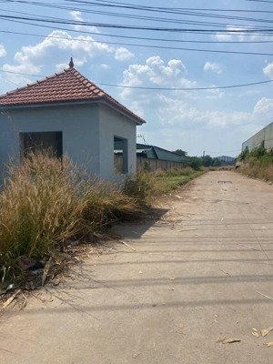 cần bán 21ha đất skc, tp tân uyên, gần cảng thạnh phước, thích hợp làm cụm cn