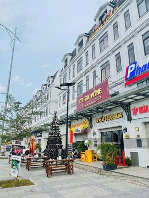 giỏ hàng bán mới nhất tháng 7/2025. gấp bán shophouse mặt song hành 5x20m giá 26tỷ990 hđ mua bán