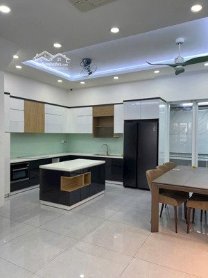 chính chủ gửi bán biệt thự đẹp nhất khu melosa garden chỉ 14.4 tỷ , giá quá tốt