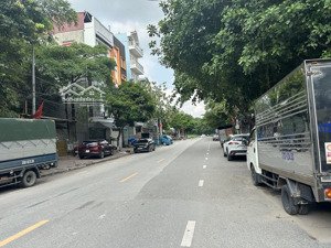 nhà mặt phố vân trì, đông anh kinh doanh sầm uất ngày đêm.