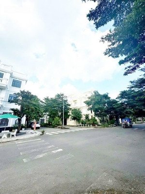 đất xây biệt phủ 450m2, giá chỉ 20 tỷ! đường bưng ông thoàn, liên phường, p. phú hữu, quận 9