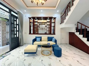 nhà 4,7x12m hxh 7m, 4pn, hiệp thành 13, q. 12, đủ nt 5,5 tỷ đồng