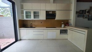 cho thuê nhà 55m*4.5 tầng, ngõ 23 đỗ quang, cầu giấy, giá 26 triệu.