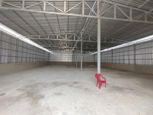 cho thuê kho, nhà xưởng 400m2 tại đường 9, bình hưng hòa, bình tân, hcm giá tốt 35 triệu