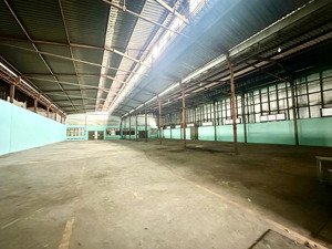 cho thuê kho 1600m2 trong tổng kho tại bình thạnh có pccc, đường xe cont đi đêm