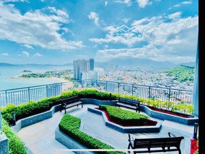 bán căn hộ studio scenia bay. giá 2.7 tỉ tầng cao view đẹp. lh 