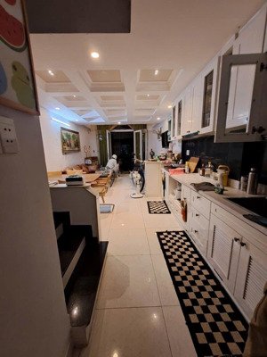cho thuê nhà 4pn 4wc gần chợ cây quéo quận bình thạnh