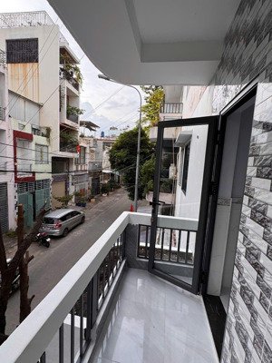 bán chung cư tân hương, lê sát 46m2 giá 1tỷ950