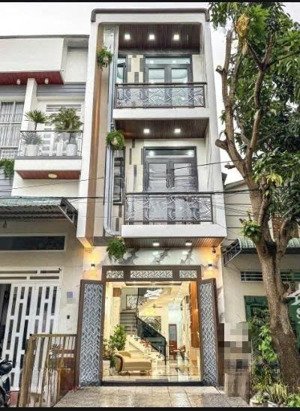 định cư bán căn nhà cho thuê 24triệu, đ. tân cảng - bình thạnh , gần chợ văn thánh, giá 3tỷ720/84m2