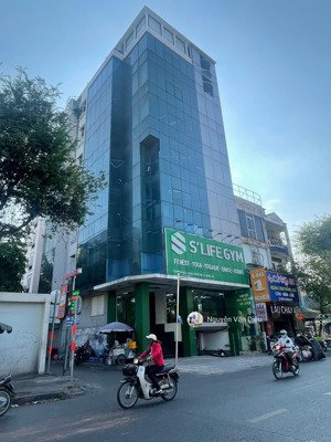 khan hiếm , tòa nhà mặt tiền trần quang khải quận 1 dt 8.2x25m hầm 8 tầng hđt 250tr/tháng giá 58 tỷ