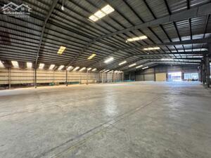 Cho thuê kho Logistics gần KCN Amata, Biên Hòa, 1500m2, giá 112tr/tháng