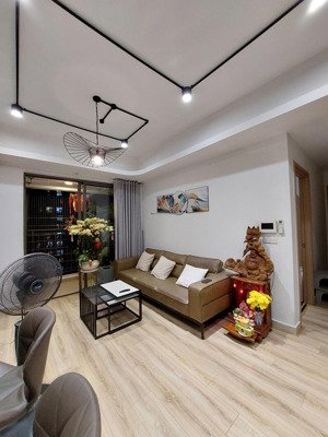 cho thuê căn hộ diện tích lớn nhất dự án 120m2 full nội thất giá chỉ 22triệu view đẹp gần sân bay