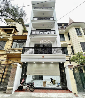 chính chủ bán gấp nhà đang cho thuê 38tr/tháng đường lê văn miến - quận 2 giá 5tỷ580/ 69m2 sổ sẵn