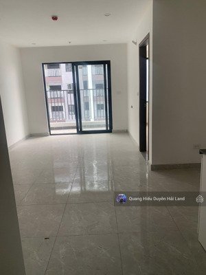 cho thuê căn 2pn không đồ tầng trung giá hời tại 384 lê thánh tông. liên hệ quang hiếu: 