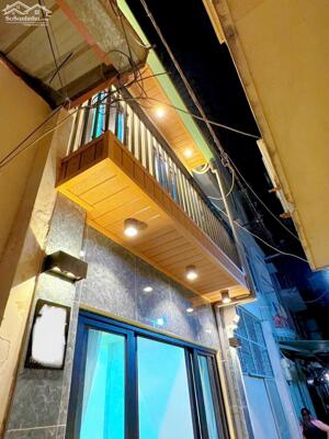 NHÀ MỚI TINH FULL NỘI THẤT 