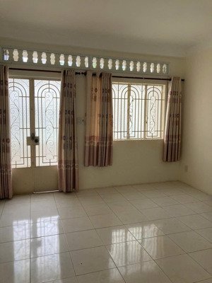 bán nhà mtkd phó đức chính, phường 1, quận bình thạnh . lh/ điệp 