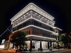 cho thuê căn nhà lô góc 2 mặt tiền, 450m2 ijc@vsip, đường dân chủ, tân uyên, giá 35 triệu/tháng