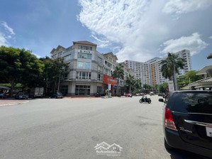 cho thuê nhà mặt phố tại nam long trần trọng cung, 130 triệu, 192m2, mặt tiền đường, dtsd 1.300m2