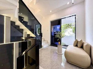 nhà 3 tầng 3 mê hai mặt kiệt điện biên phủ - đường trước nhà 3,5m rộng rãi