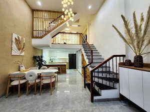 bán nhà xinh phố bạch mai 37m2 5t 4pn m t4,1m giá chỉ 7, x tỷ. gần bách kinh xây, tiện ích bạt ngàn