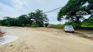 đường 25m - vỉa hè 5m - dt 60m - sát đại học quốc gia và quốc lộ 21 - kinh doanh cực kì đỉnh