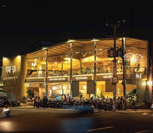 cho thuê np mặt phố chùa láng, 280m2, đẹp xuất sắc