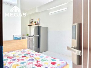 phòng ban công giá rẻ ngay trần não phường an khánh quận 2