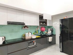 bán nhà đẹp 2 tầng 2 mê kiên cố, đẹp vô ở liền đường 5m5 hoà xuân - cẩm lệ