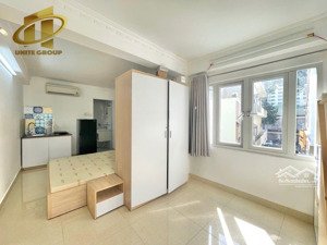 cho thuê phòng tại trần hưng đạo q5, cửa sổ thoáng, có nội thất như hình, gần cầu nguyễn văn cừ