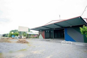 cho thuê kho xưởng bãi 2.248m²có pccc và điện 3 pha, lộ container, giá thuê 80 triệu/ tháng.