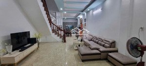 bán nhà kđt hud phươc long a đã có sổ hồng hoàn công, bank hỗ trợ vay mua nhà, lh e ngay ạ