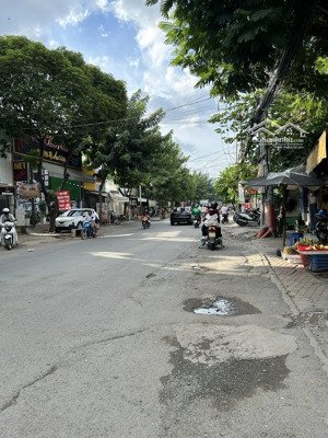 nhà 2 tầng gần nguyễn duy trinh - p. bình trưng tây - dt: 180m - bán 13 tỷ