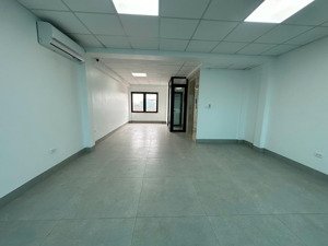 cho thuê văn phòng kim giang, gần khu the manor central park, dt 40m2 50m2