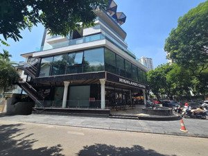 cho thuê nhà mặt phố trung hòa, 250m2, 5 tầng