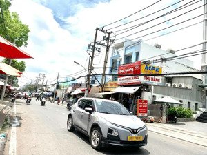 bán nhà chdv mặt tiền phạm hữu lầu ngang gần 9m dài 43m- quận 7 giá 52tỷ giáp phú mỹ hưng