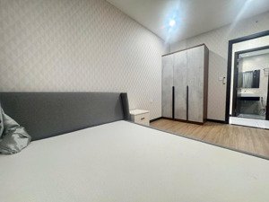 do chủ đi nước ngoài nên cần bán lại sang nhượng căn chung cư giá tốt nhất thị trường