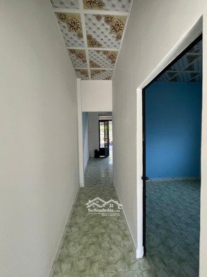 cần bán gấp nhà đường mỹ hạnh gần chợ, trường học, kcn đầy đủ tiện nghi. giá còn thương lượng