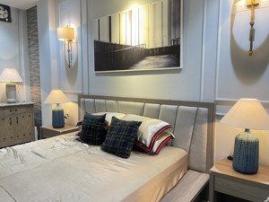 cho thuê căn hộ cao cấp rộng 72m2 ngay chân cầu kênh tẻ quận 4