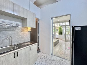cho thuê căn hộ 1pn bancol thoáng mát - máy giặt riêng - được nuôi pet - ngay chợ bàn cờ