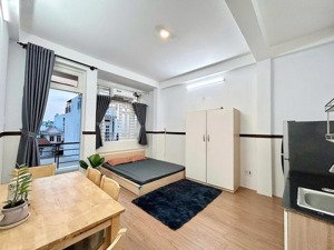 khai trương phòng 35m2 ban công full nt ngay phan xích long gần ngã tư phú nhuận quận 1 quận 3