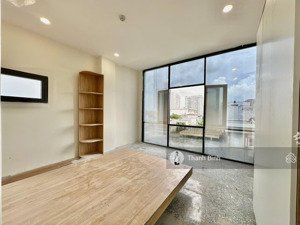 căn hộ 2 phòng ngủ - view kính - full nội thất 70m2 ngay etown cộng hoà - trường chinh