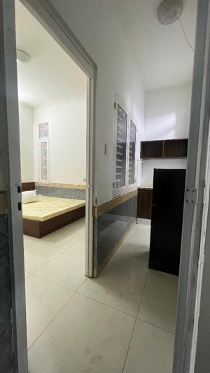 phòng trọ sinh viên tách bếp đầy đủ nội thất gần gtvt - ldxh - cvpm