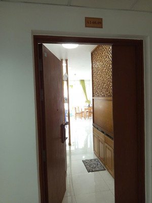 bán gấp căn hộ tara tạ quang bửu q8. 2pn 2wc 68m2 giá 3,25 tỷ, đã có sổ. full nội thất