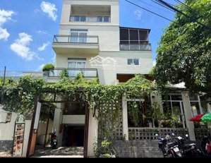 biệt thự thảo điền quận 2 kiến trúc sang trọng, sẵn sàng cho các mô hình kinh doanh chuyên nghiệp